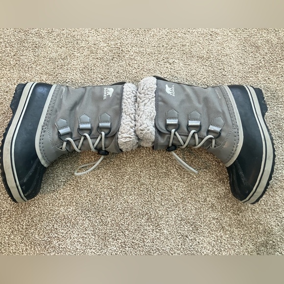 Sorel Gray Black Sherpa Lined Lace Up Snow Boots Size 1 - Picture 4 of 6